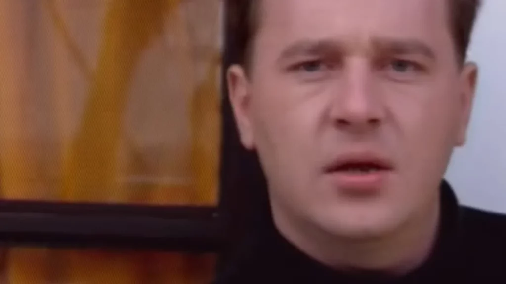 Legendarny Marek Żurobski: hity, choroba i dramat finansowy Legendarny wykonawca, którego hity śpiewała cała Polska. Los przyniósł mu ciężką chorobę i ubóstwo