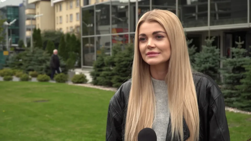 Edyta Folwarska: W najnowszej książce niektóre moje perypetie miłosne przeniosłam na papier Edyta Folwarska: W najnowszej książce niektóre moje perypetie miłosne przeniosłam na papier